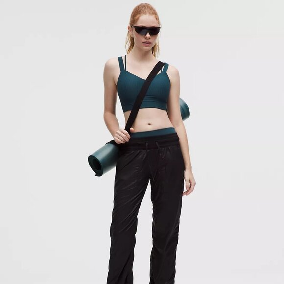 Lululemon Like a Cloud Ribbed Longline Bra Light Support, D/DD Cup - Picture 6 of 10